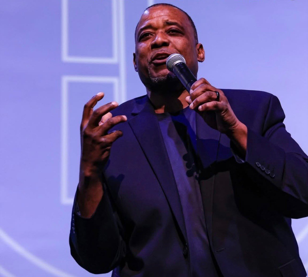 47AE5545-AB0D-4477-942E-09DA42D1467A